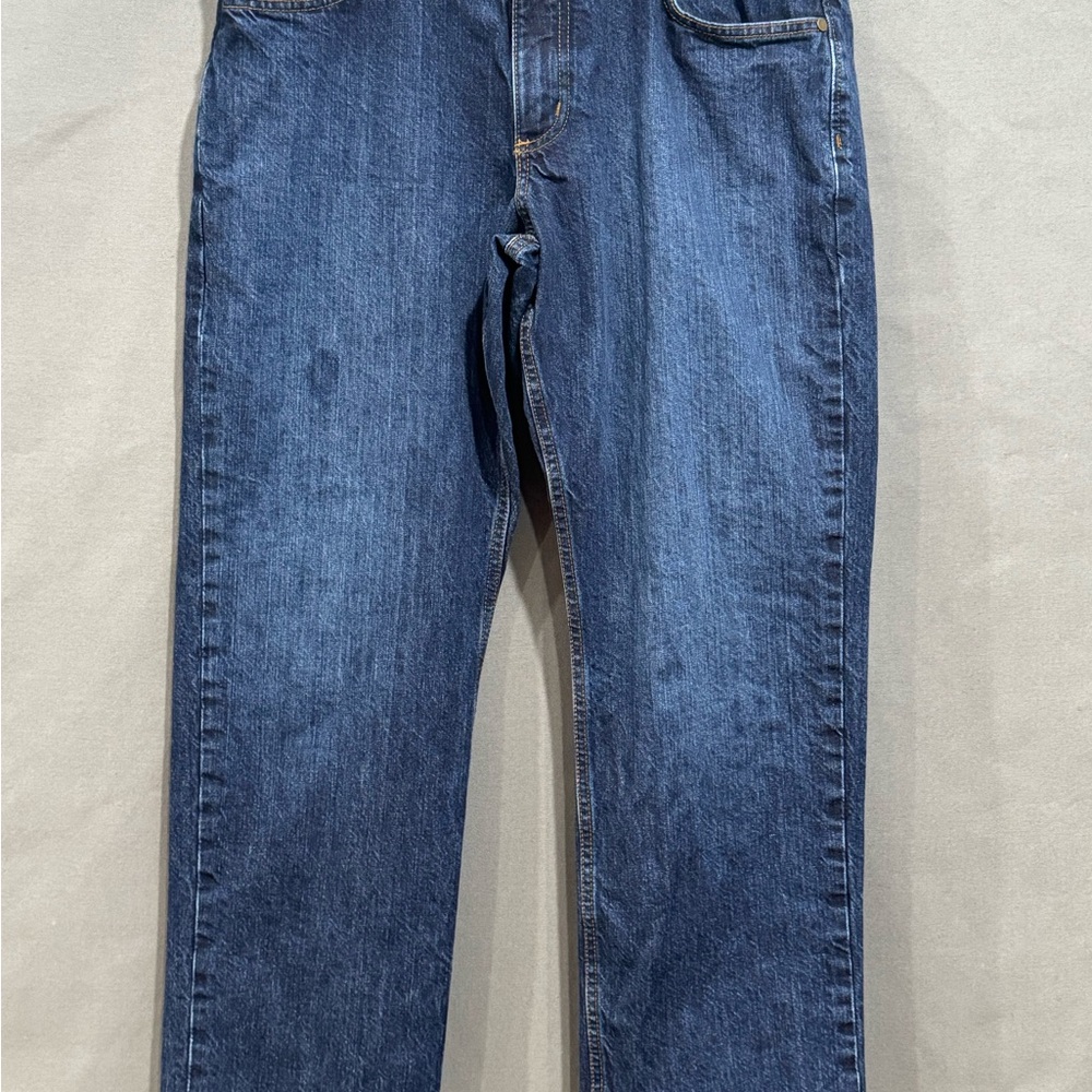 Carhartt men’s size Classic Blue Denim Jeans 34 X30